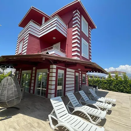 酒店 Kadriye Happyland Private Pool